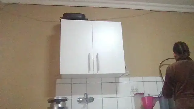 ShooingBunch online show from 12-17-25, 08:08