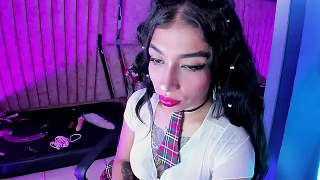 TeennNaugthy18 online show from 02-10-25, 07:15