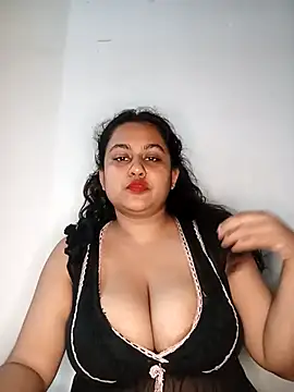 bumblebeegirl online show from 11-02-25, 03:50