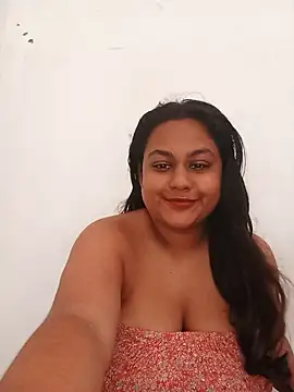 bumblebeegirl online show from 07-19-26, 08:45