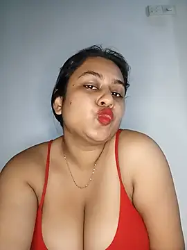 bumblebeegirl online show from 06-20-26, 01:38