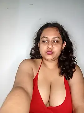 bumblebeegirl online show from 03-08-25, 02:19