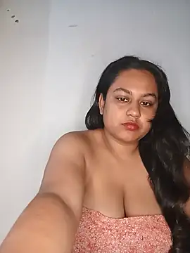 bumblebeegirl online show from 07-18-26, 01:52