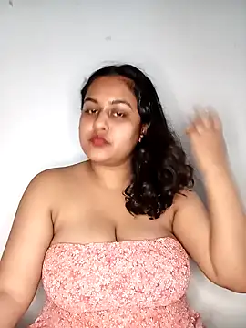 bumblebeegirl online show from 01-26-25, 03:58