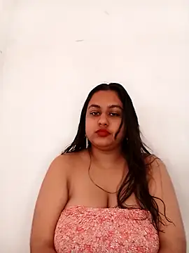 bumblebeegirl online show from 02-07-26, 06:21