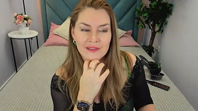 Adele Russo online show from 04-21-26, 04:46