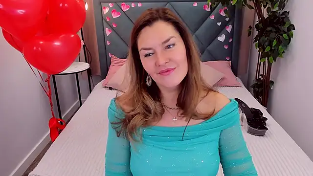 Adele Russo online show from 02-14-25, 04:09