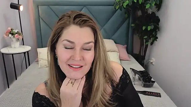 Adele Russo online show from 01-11-26, 04:47