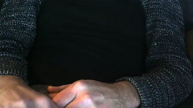 Snapshot of Yummybooblover chatting on 01-01-25, 01:48 Yummybooblover online show from 01-01-25, 01:48