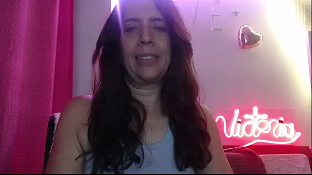 Snapshot of Victoria_meester chatting on 03-02-25, 11:06 Victoria meester online show from 03-02-25, 11:06