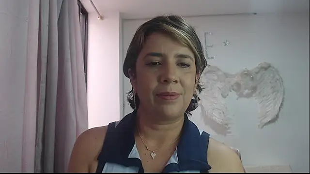 Snapshot of Victoria_meester chatting on 09-25-25, 02:56 Victoria meester online show from 09-25-25, 02:56
