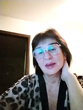 AlbinaXPretty online show from 10-19-25, 05:48