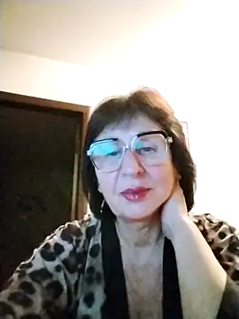 AlbinaXPretty online show from 10-18-25, 08:55