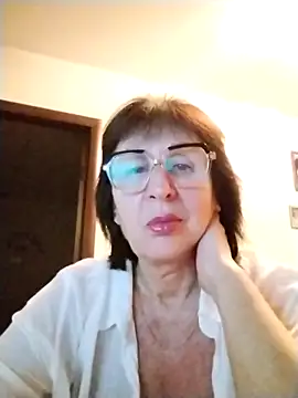 AlbinaXPretty online show from 11-16-25, 08:24