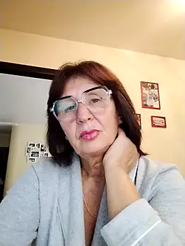 AlbinaXPretty online show from 09-25-25, 07:36