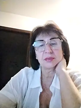 AlbinaXPretty online show from 11-19-25, 08:42