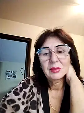 AlbinaXPretty online show from 09-26-25, 07:04