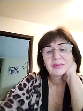 AlbinaXPretty online show from 10-24-25, 06:45