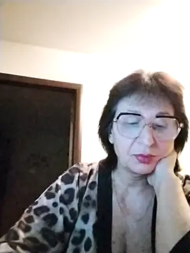 AlbinaXPretty online show from 11-11-25, 07:52