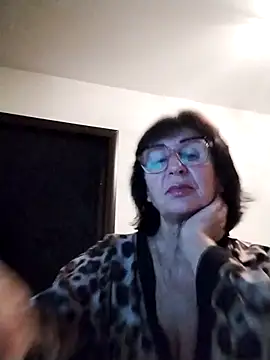 AlbinaXPretty online show from 10-24-25, 08:08