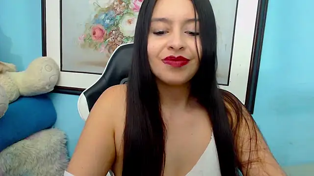 Snapshot of Luciana_and_Neitan chatting on 02-26-25, 12:16 Luciana and Neitan online show from 02-26-25, 12:16