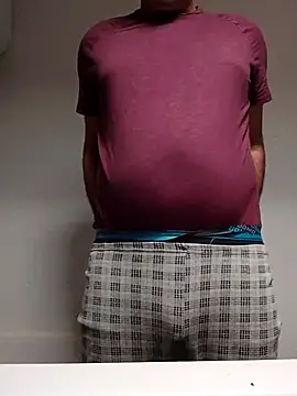 Snapshot of Passivello9 chatting on 11-21-25, 02:32 Passivello9 online show from 11-21-25, 02:32