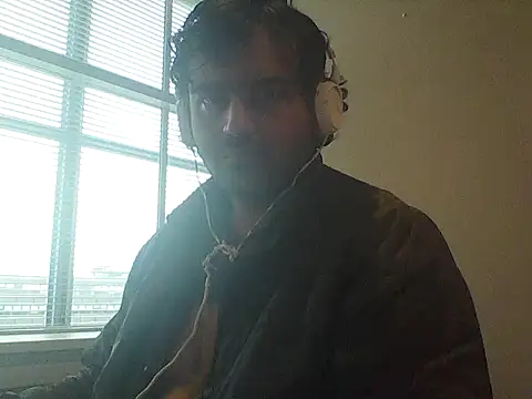 JohnBond009 online show from 10-03-25, 12:06