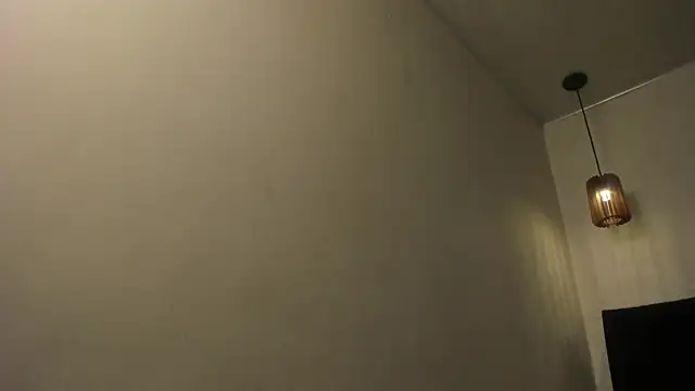 Snapshot of dolly_zoe chatting on 06-16-26, 01:27 dolly zoe online show from 06-16-26, 01:27