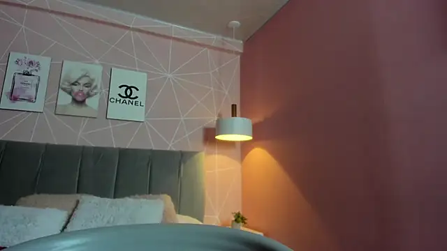 dolly zoe online show from 02-20-26, 03:03