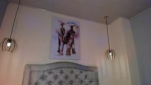 ayshel   online show from 06-10-26, 05:14