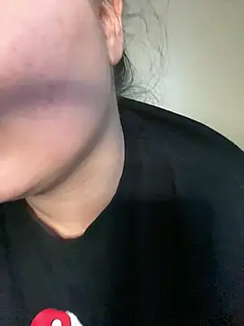 xocrybaby online show from 03-01-25, 01:22