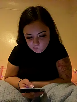 xocrybaby online show from 11-17-25, 03:21