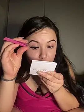 xocrybaby online show from 12-23-24, 04:01