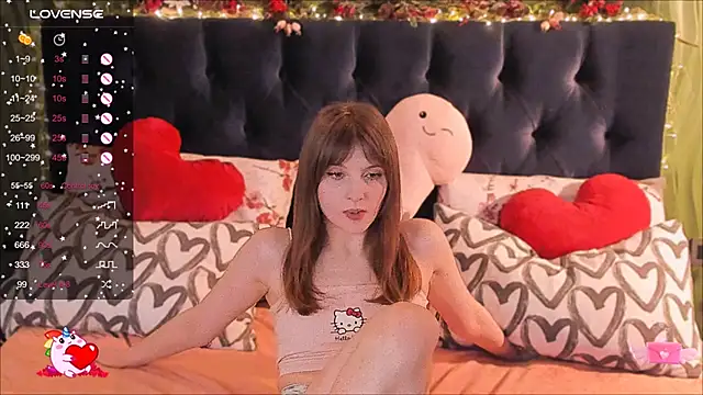 Snapshot of AliceLanley chatting on 02-26-25, 11:43 AliceLanley online show from 02-26-25, 11:43