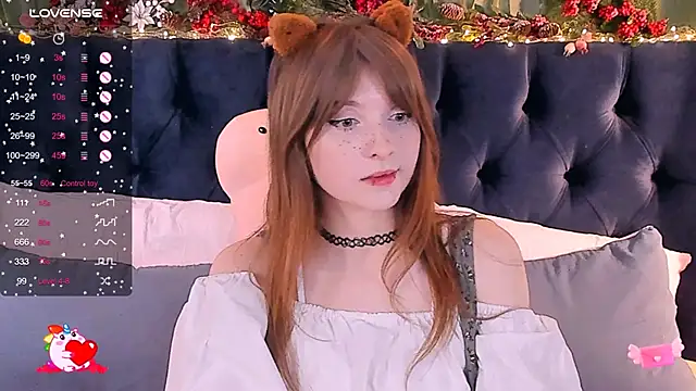 Snapshot of AliceLanley chatting on 02-05-25, 11:34 AliceLanley online show from 02-05-25, 11:34