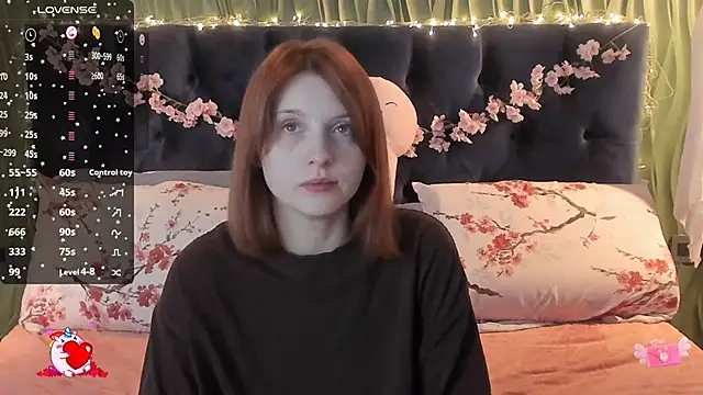 Snapshot of AliceLanley chatting on 11-02-25, 11:26 AliceLanley online show from 11-02-25, 11:26