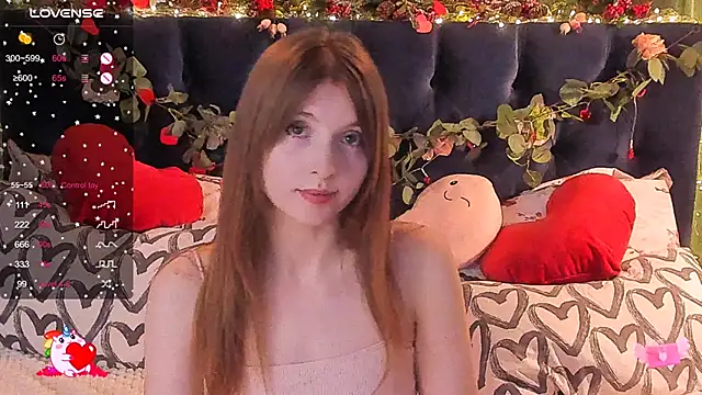 Snapshot of AliceLanley chatting on 02-19-25, 02:33 AliceLanley online show from 02-19-25, 02:33