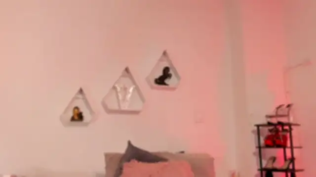 valerycolins online show from 01-14-26, 03:43