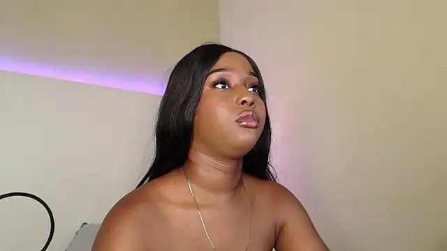 MichaelaCox online show from 09-17-25, 07:38