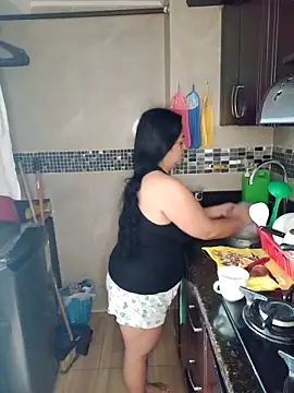 Snapshot of lucia_vonne_ chatting on 11-04-25, 07:17 lucia vonne online show from 11-04-25, 07:17