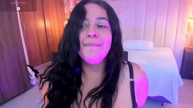 lucia vonne  online show from 05-08-26, 07:50