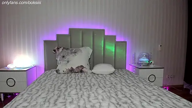 ooksiiii online show from 01-12-26, 07:53