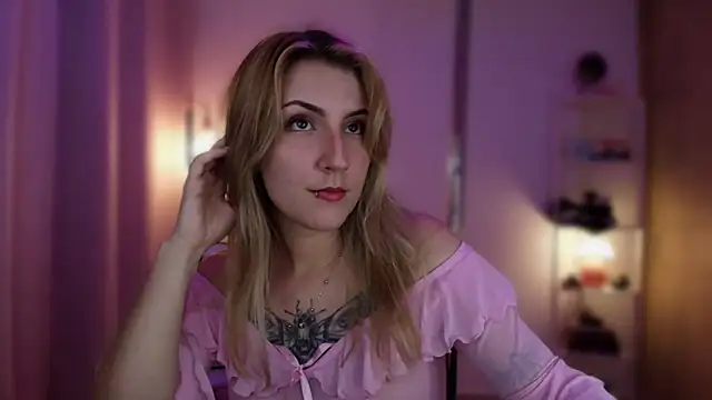 Dakotaa  online show from 05-17-26, 03:06