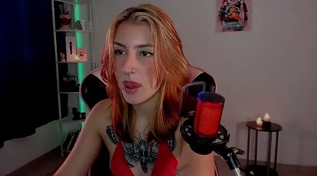 Snapshot of Dakotaa_ chatting on 01-16-25, 04:07 Dakotaa online show from 01-16-25, 04:07