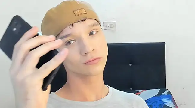 angelcortes online show from 01-23-25, 10:54