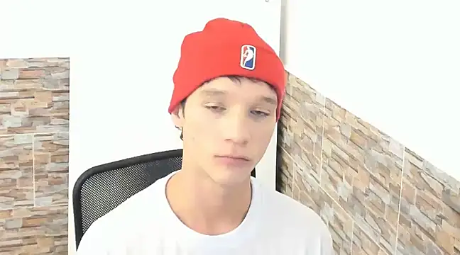 angelcortes online show from 12-02-24, 06:16