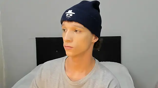 angelcortes online show from 03-22-25, 10:49