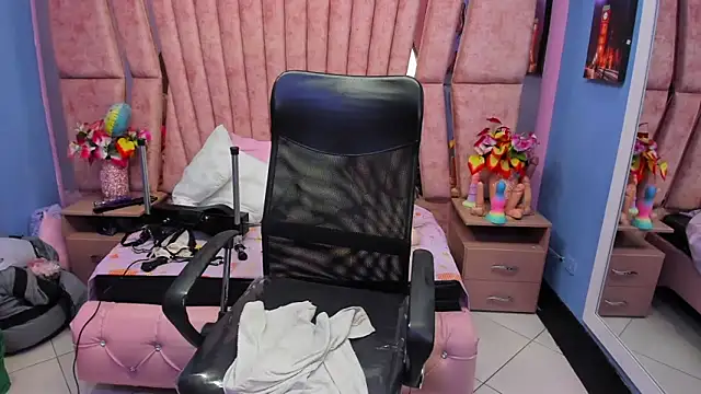 HornySkinny26 online show from 02-28-26, 05:40