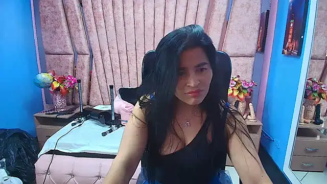 HornySkinny26 online show from 11-28-25, 04:56