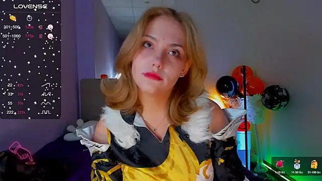 Snapshot of DellaRowe chatting on 11-05-25, 01:14 DellaRowe online show from 11-05-25, 01:14